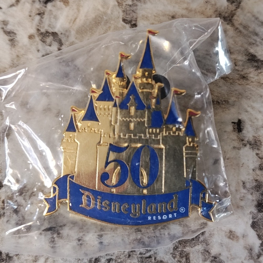 Disney Pin Disneyland 50th Anniversary Unisex OS Gold Blue Castle Enamel Logo